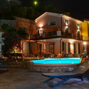 https://villa-lice-verici.hotelitalianriviera.com